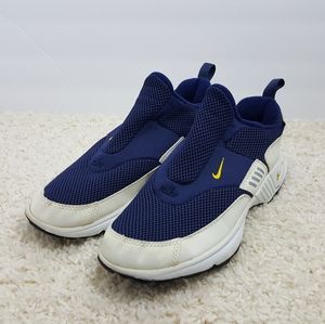 Vintage Nike Slip On Shoes size 6y